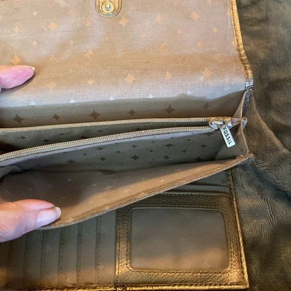 Fossil Gold Leather Wallet - Picture 7 of 10